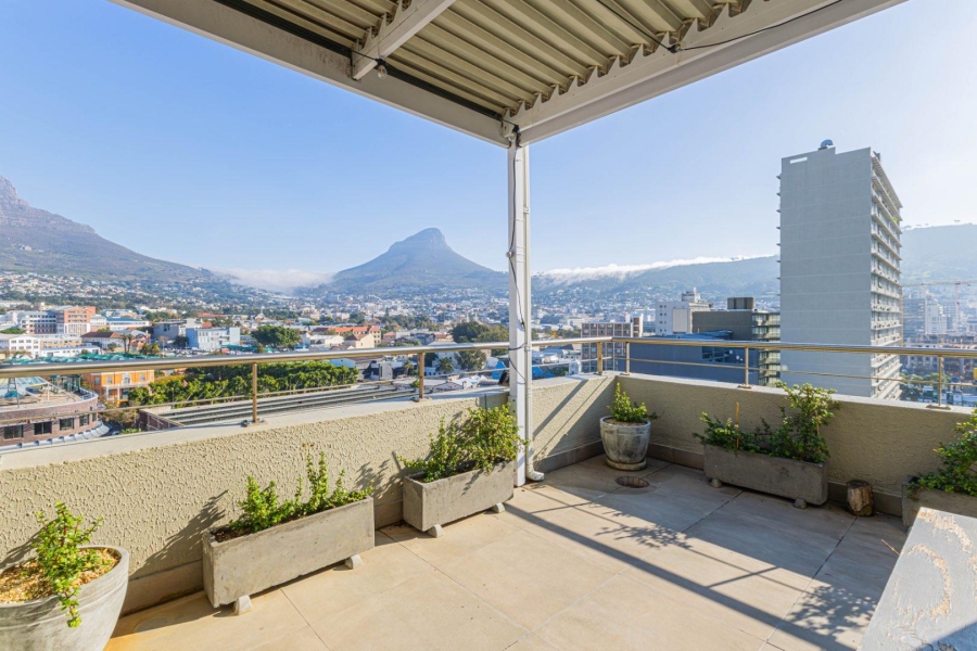 2 Bedroom Property for Sale in Cape Town City Centre Western Cape